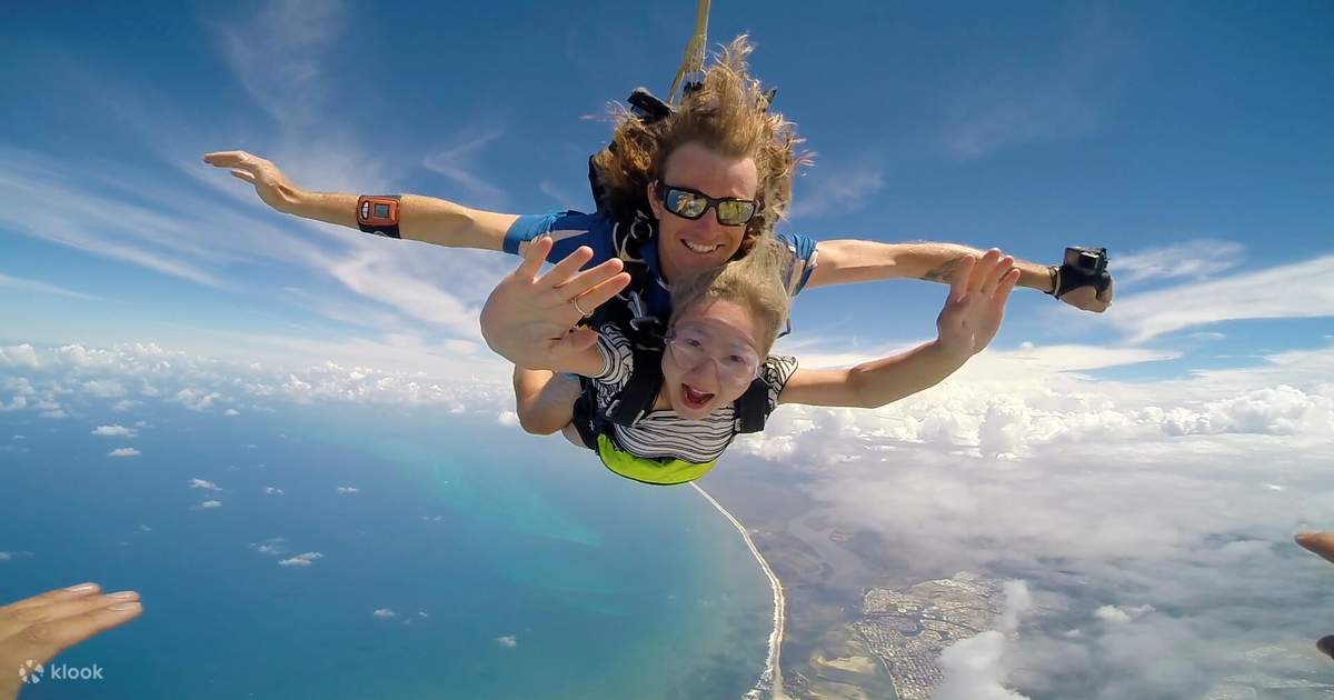 Expérience de saut en parachute en tandem sur la Sunshine Coast